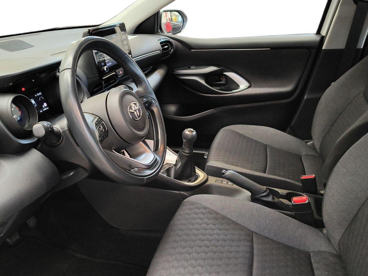 TOYOTA Yaris 4ª serie - Yaris 1.0 5 porte Trend