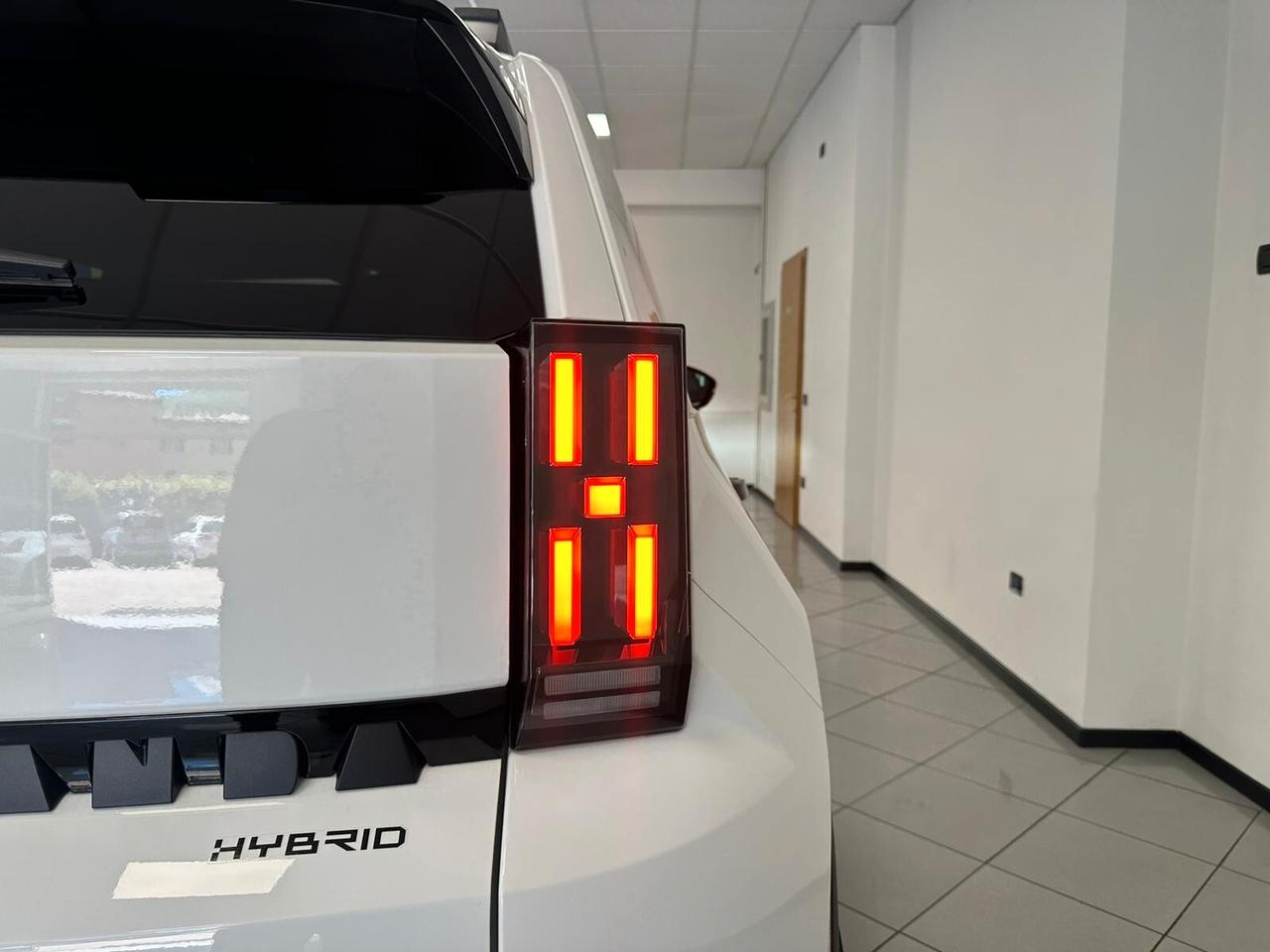 Fiat Grande Panda 1.2 Hybrid 110 CV S&S La Prima