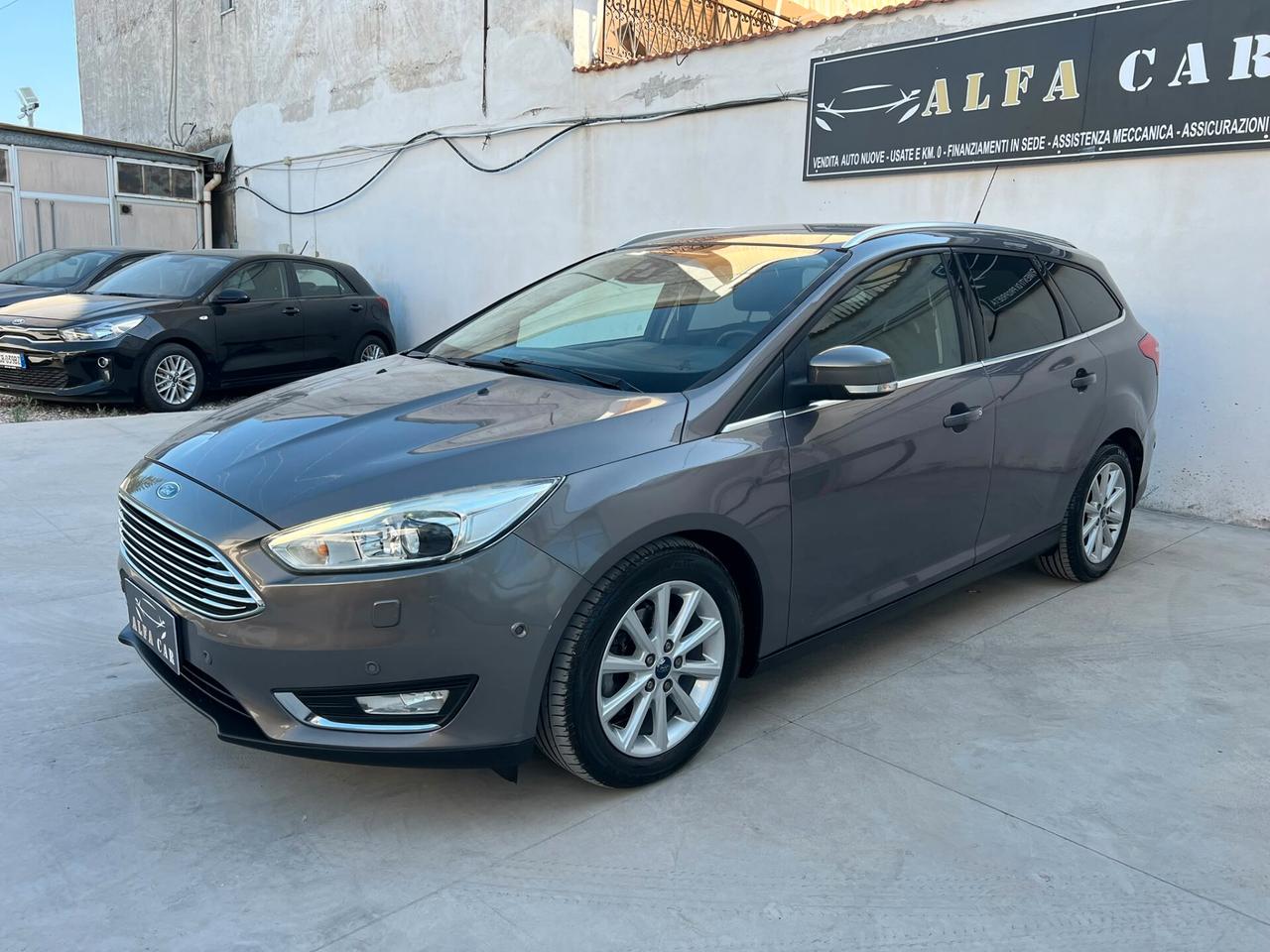 FORD FOCUS 1.5 TDCi 120 CV SW 2015!!! FULL OPTIONAL!!!