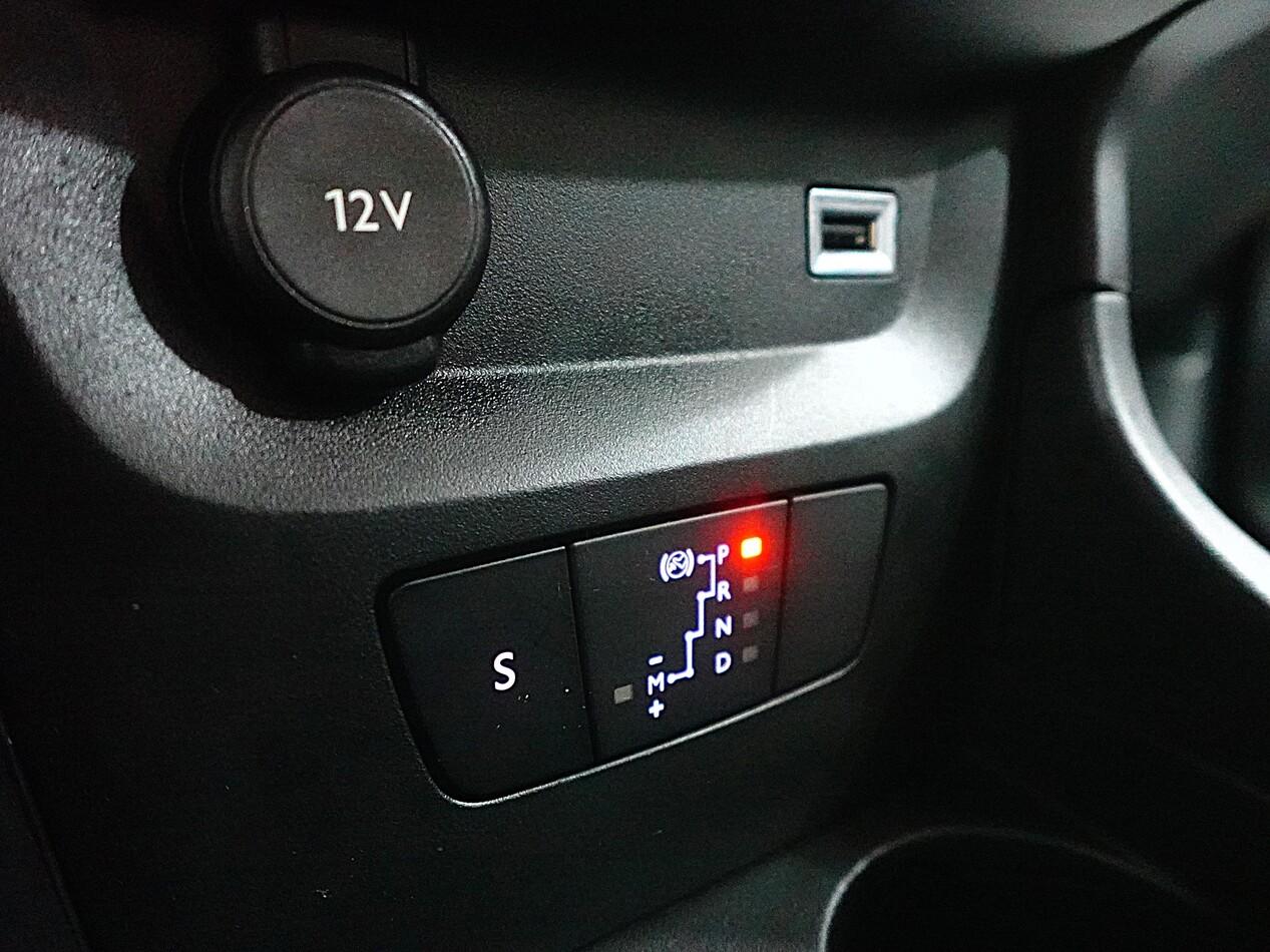 Citroen C3 1.2 PureTECH 110 CV EAT6 SHINE