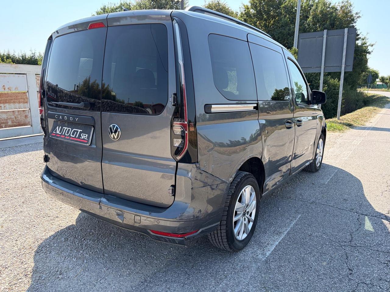 Volkswagen Caddy 2.0 TDI 122 CV DSG Style