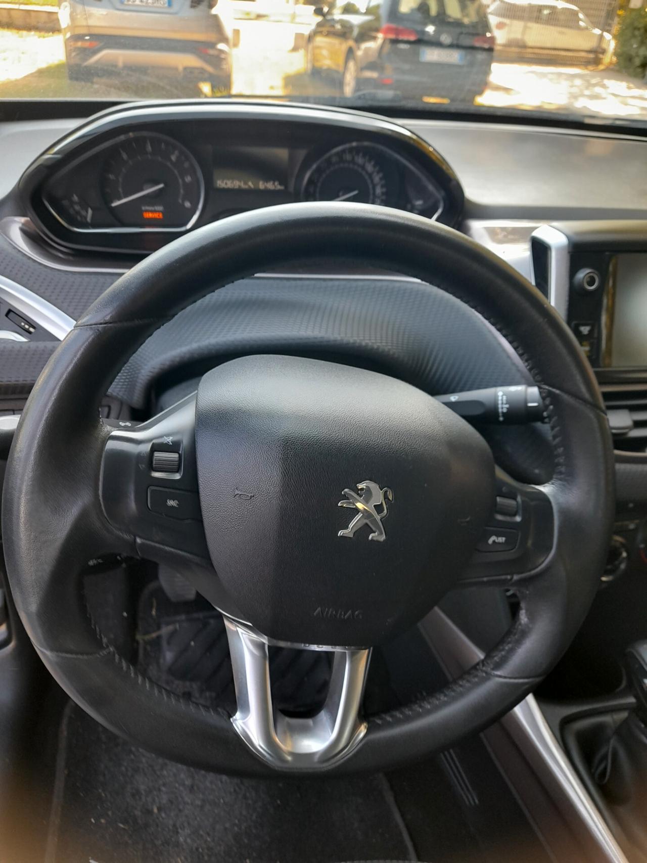 Peugeot 2008 1.6 e-HDi 92 CV