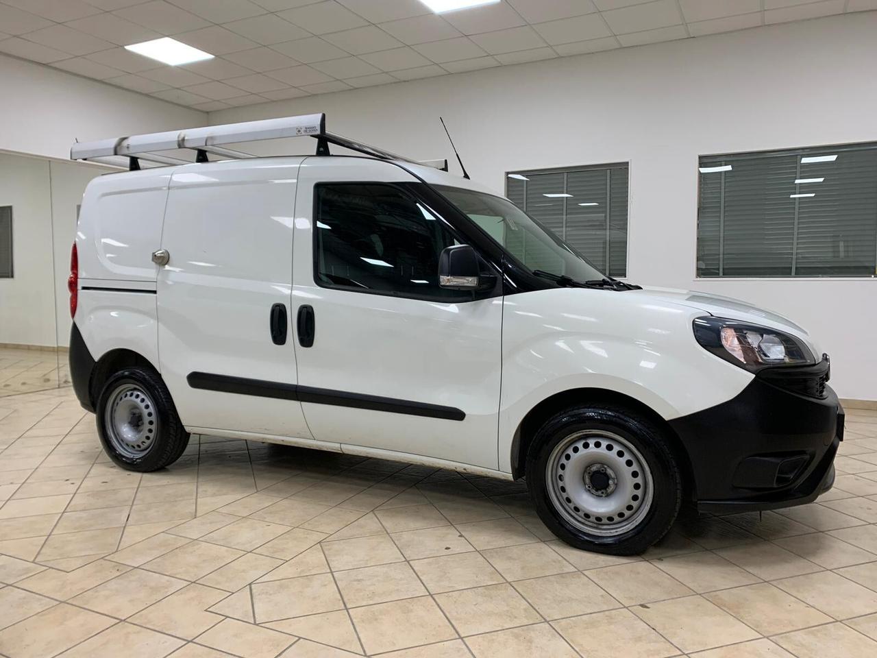 Fiat Doblò 1.4 T-Jet Natural Power *ATTREZZATO+220V*