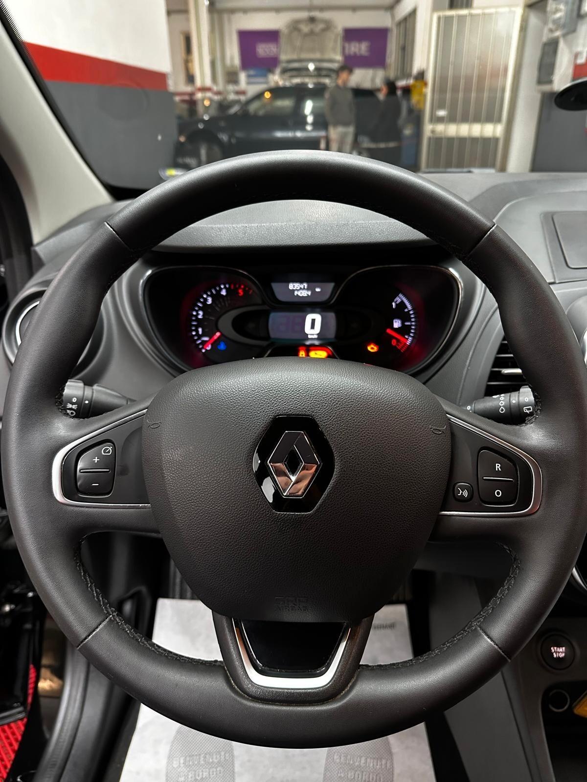 Renault Captur business