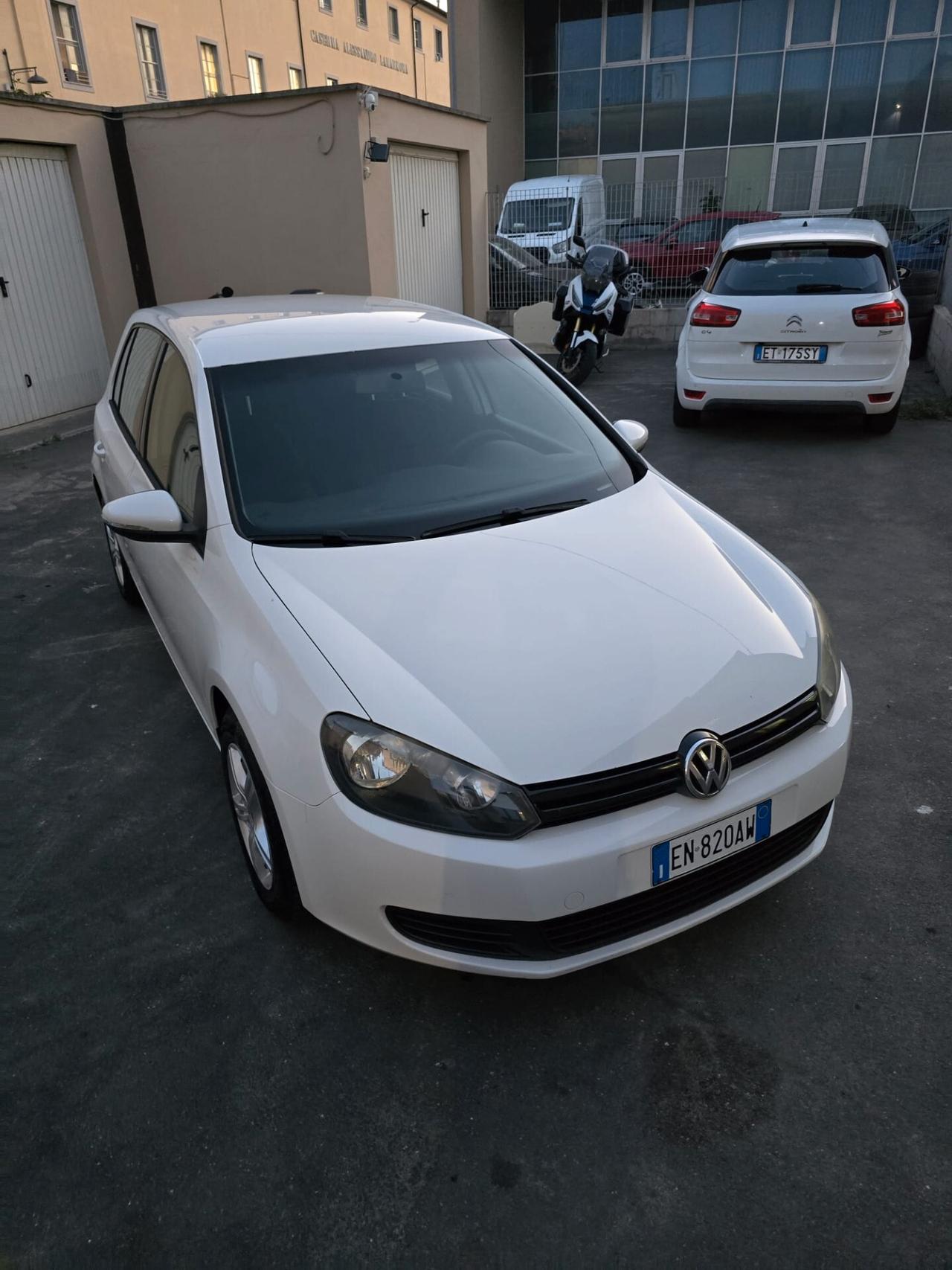 Volkswagen Golf 1.6 TDI DPF 5p. 2012