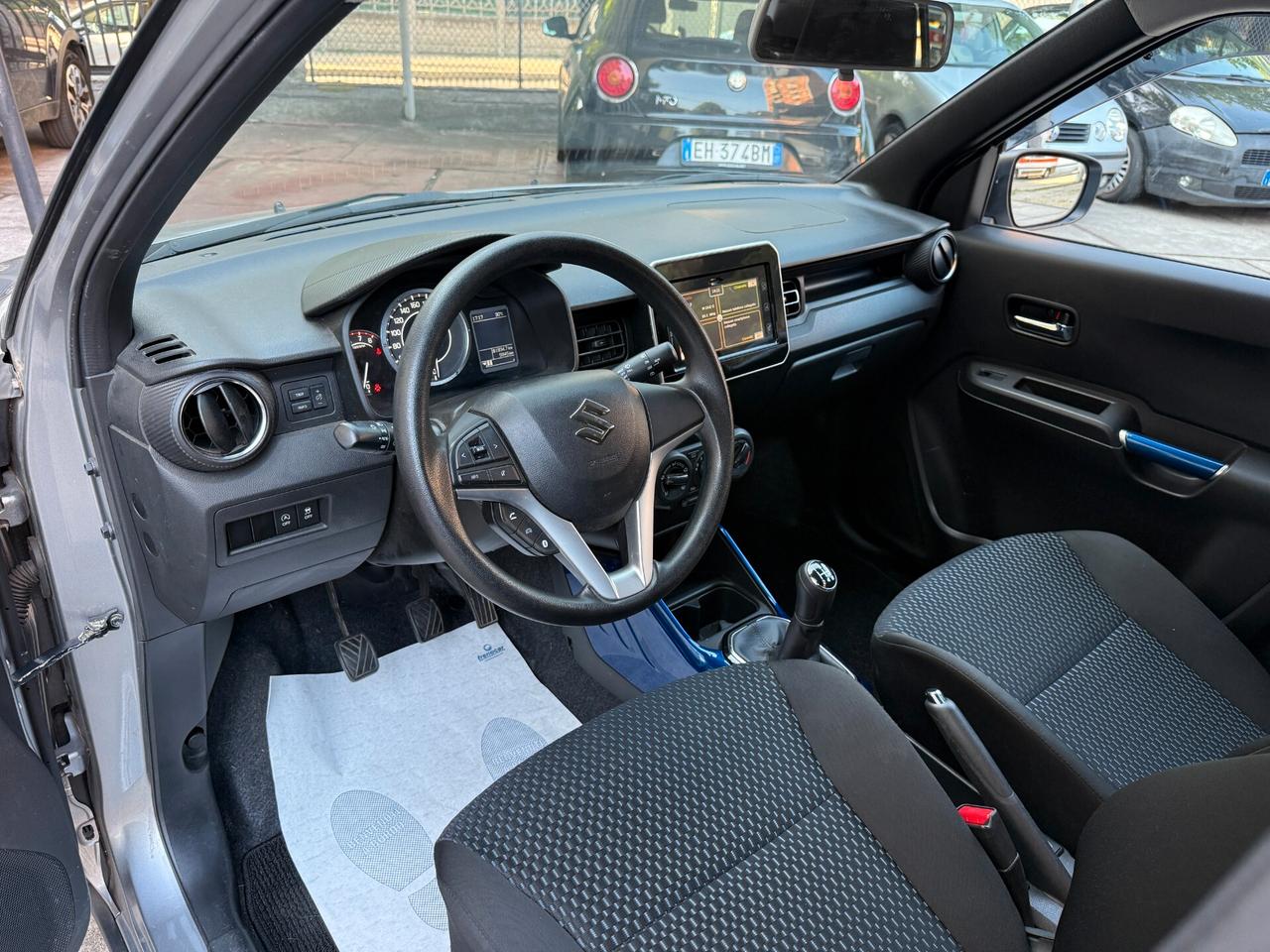 Suzuki Ignis 1.2 Hybrid Top