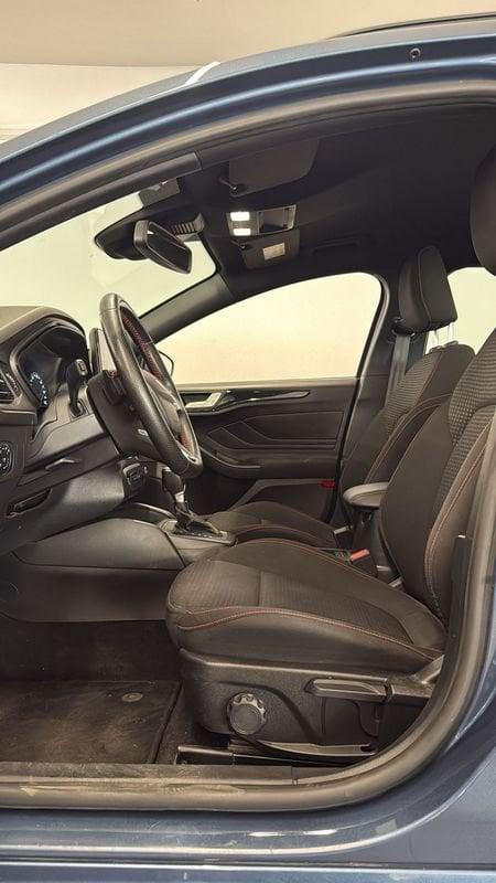 Ford Focus 1.0 EcoBoost Hybrid 125 CV SW ST Line Design
