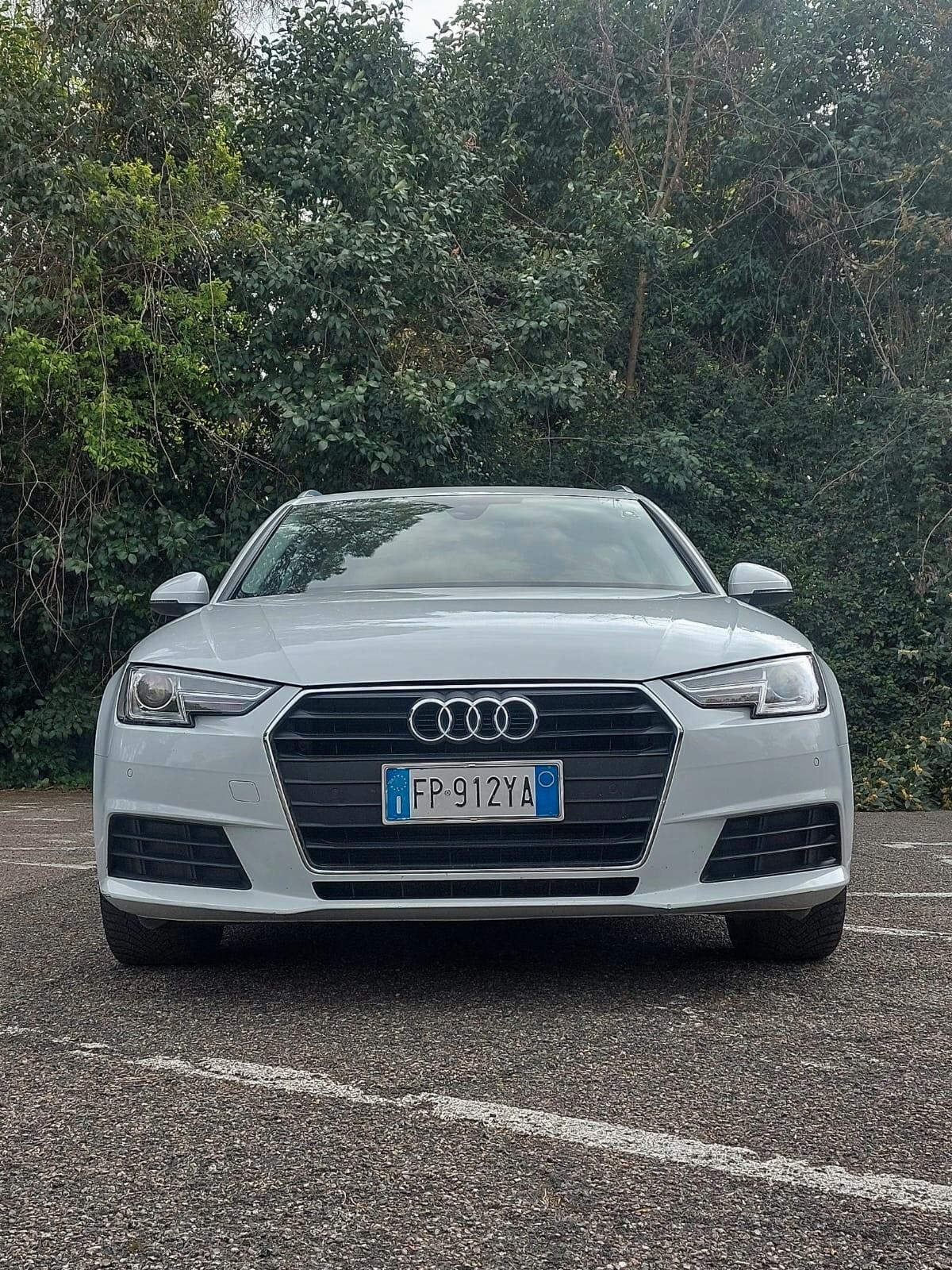 Audi A4 Avant 2.0 TDI 150 CV S tronic SLine