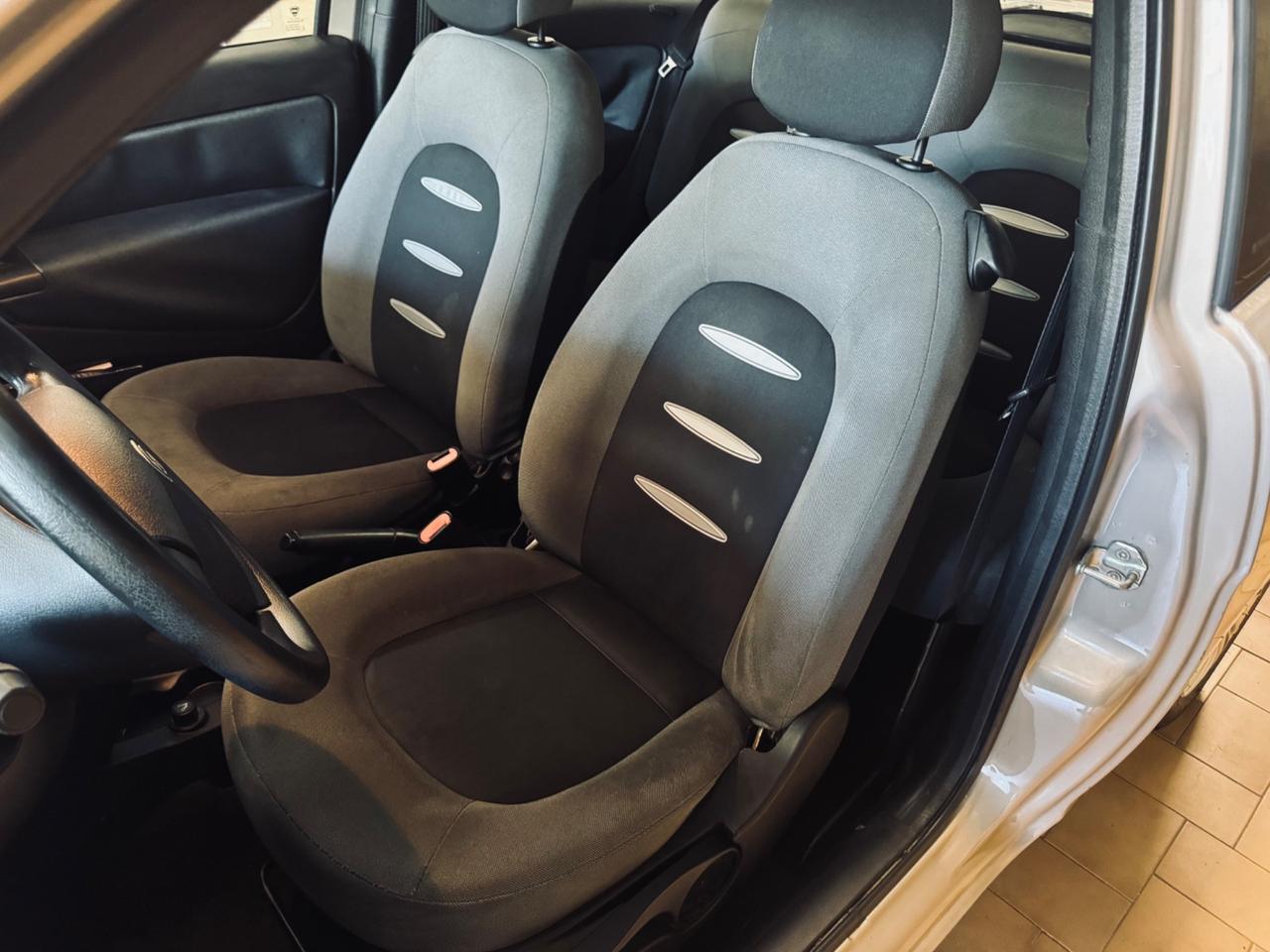 Lancia Ypsilon 1.2 Argento