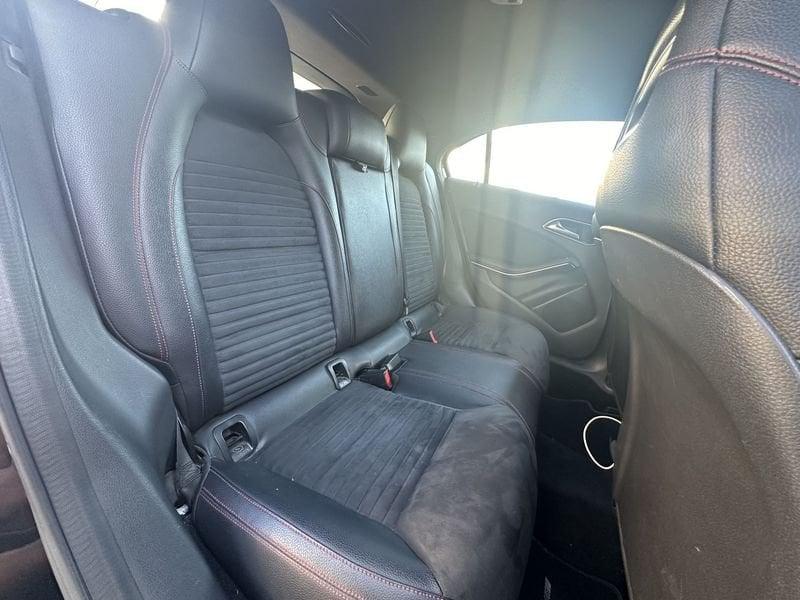 Mercedes-Benz Classe A A 180d Automatic Premium 109cv