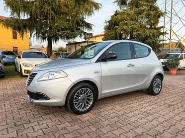 Lancia Ypsilon 1.2 69 CV 5 porte S&S Gold OK NEOPATENTATI