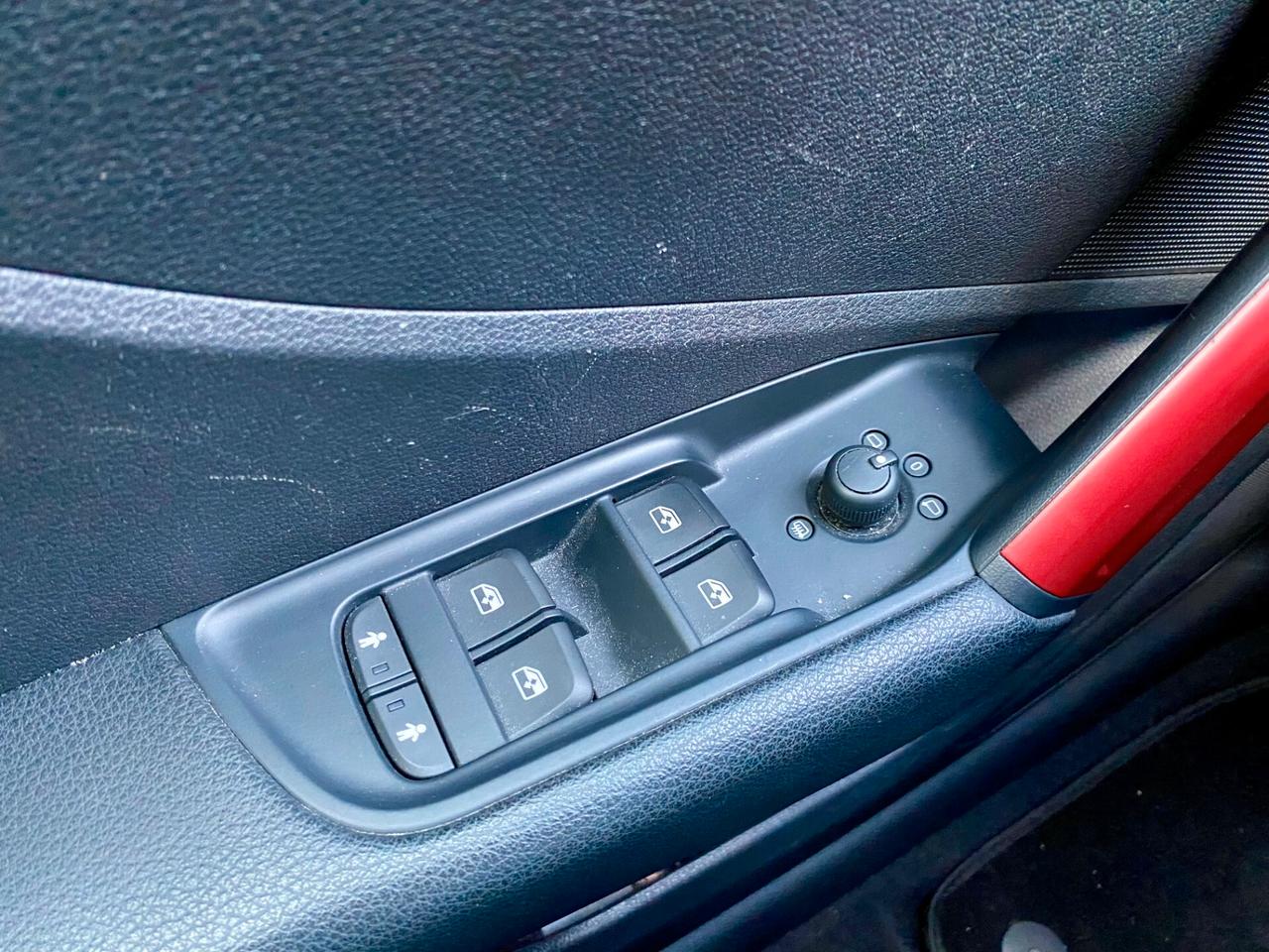 Audi Q2 30 1.6 tdi S line Edition s-tronic 116cv GANCIO TRAINO