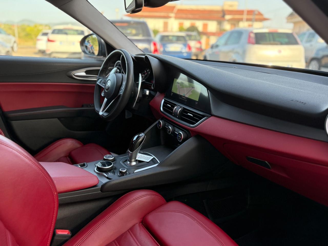 Alfa Romeo Giulia 2.2 Turbodiesel 210 CV AT8 AWD Q4 Veloce