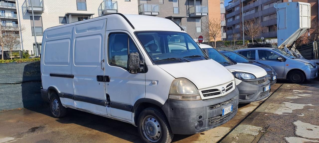 Nissan Interstar 2.5 dCi/120 cv furgone 2011