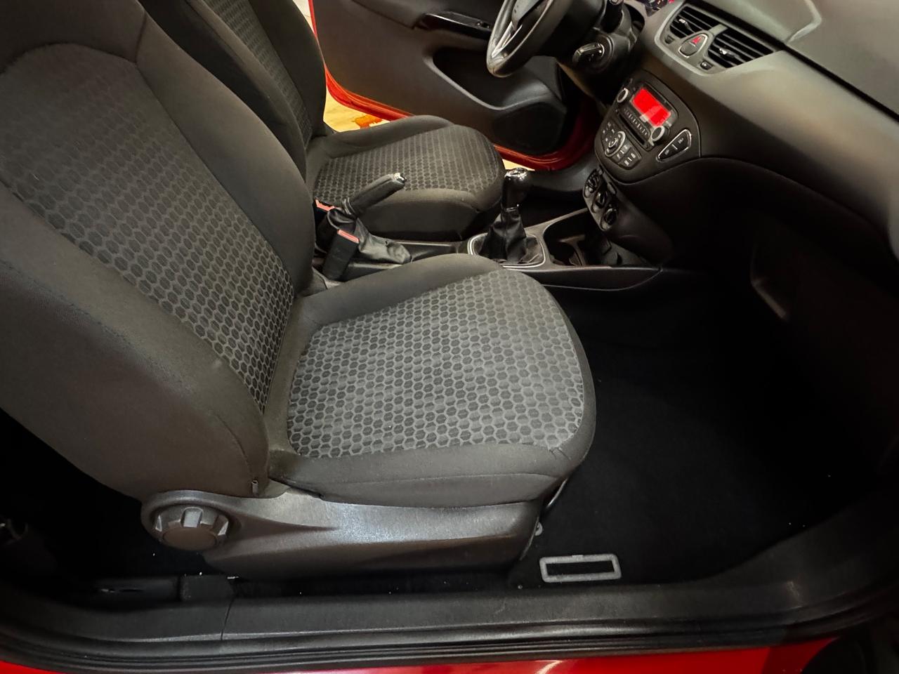 Opel Corsa 1.2 Coupé n-Joy Euro6 Garantita-Permute