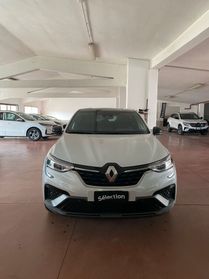 Renault Arkana Hybrid E-Tech 145 CV R.S. Line