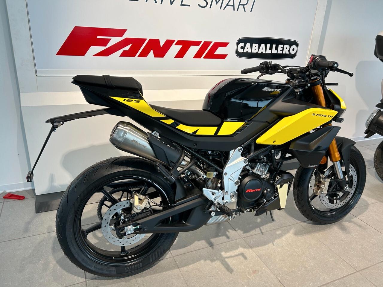 FANTIC STEALTH 125 IN PROMOZIONE