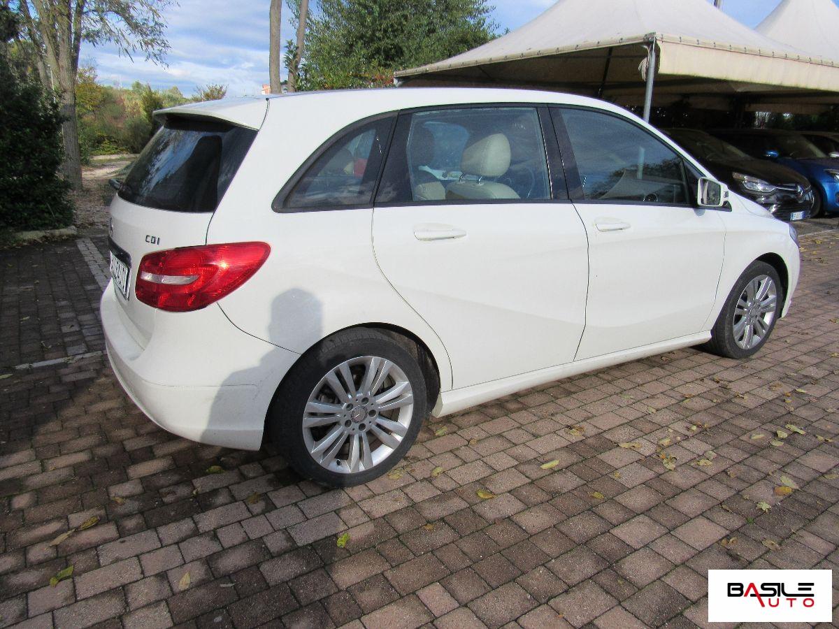 MERCEDES - Classe B - 180 CDI Premium