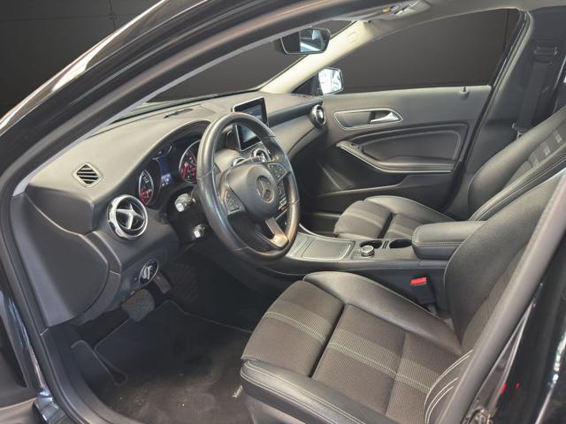 MERCEDES-BENZ GLA 220 d Automatic Sport