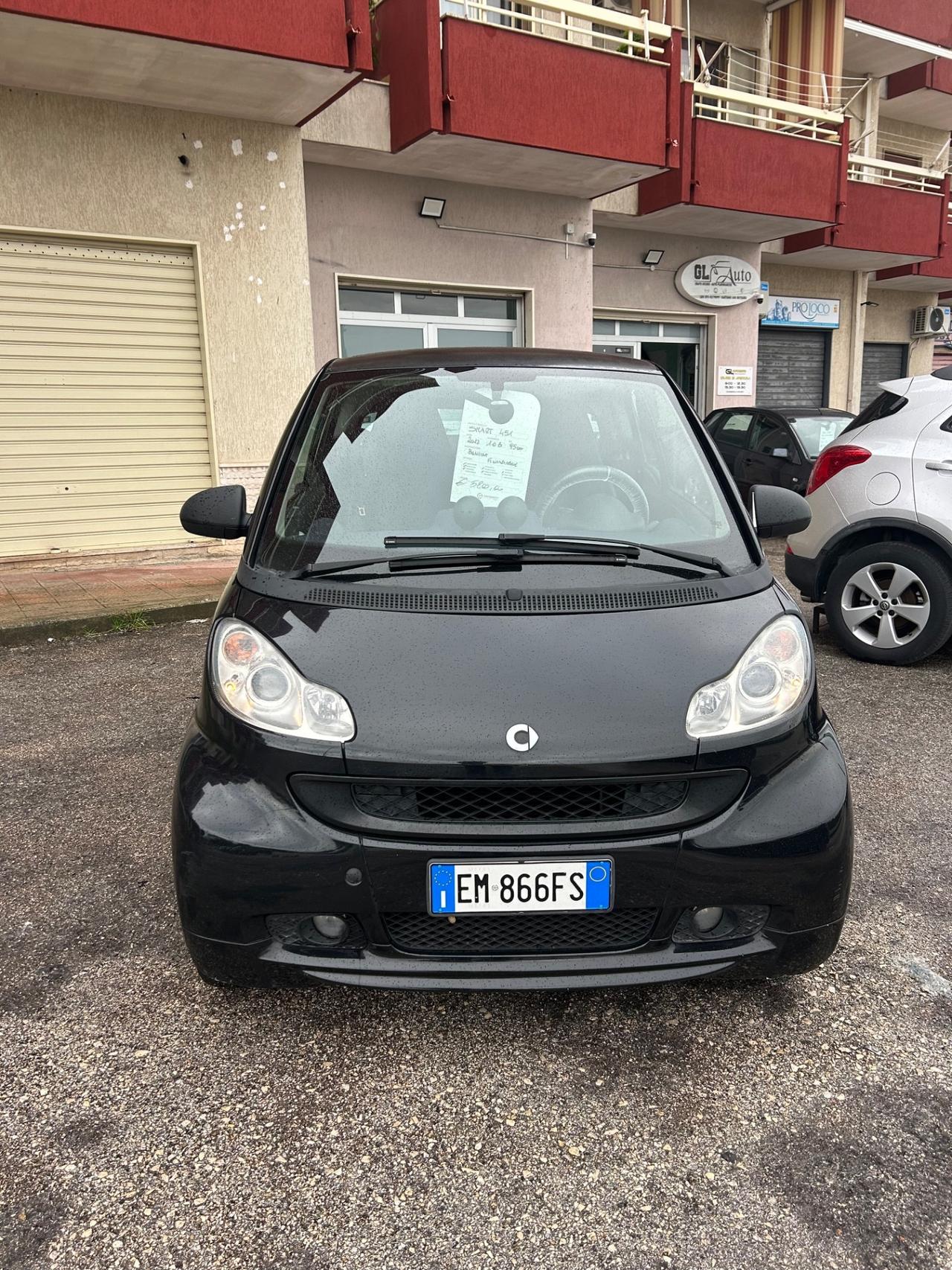 Smart ForTwo 1000 52 kW coupé pure