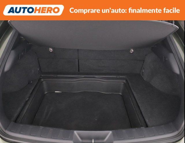 LEXUS UX Full Electric UX Hybrid Executive