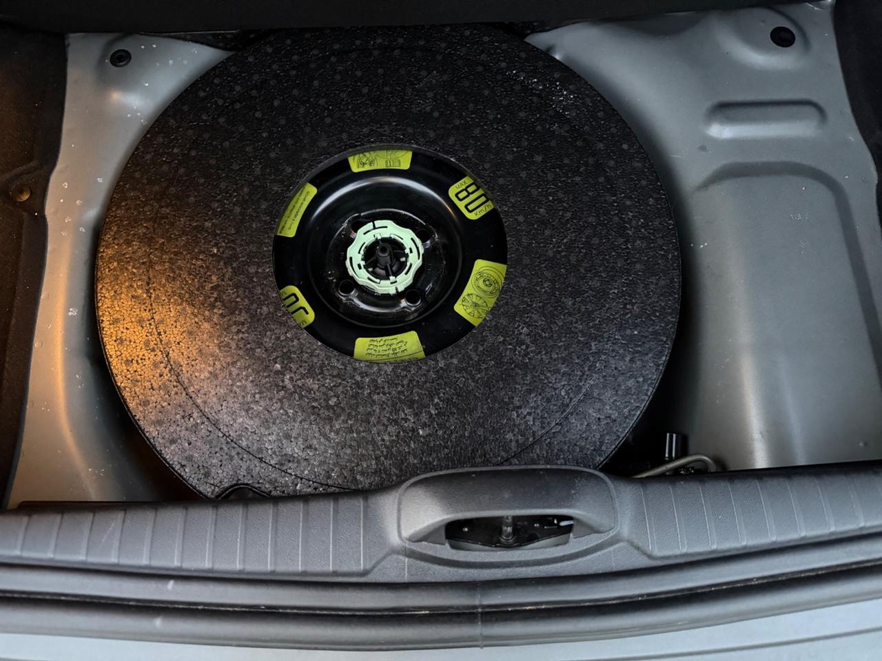 Peugeot 208 1.6 BlueHDi 100cv 5p. Allure GR. OPACO