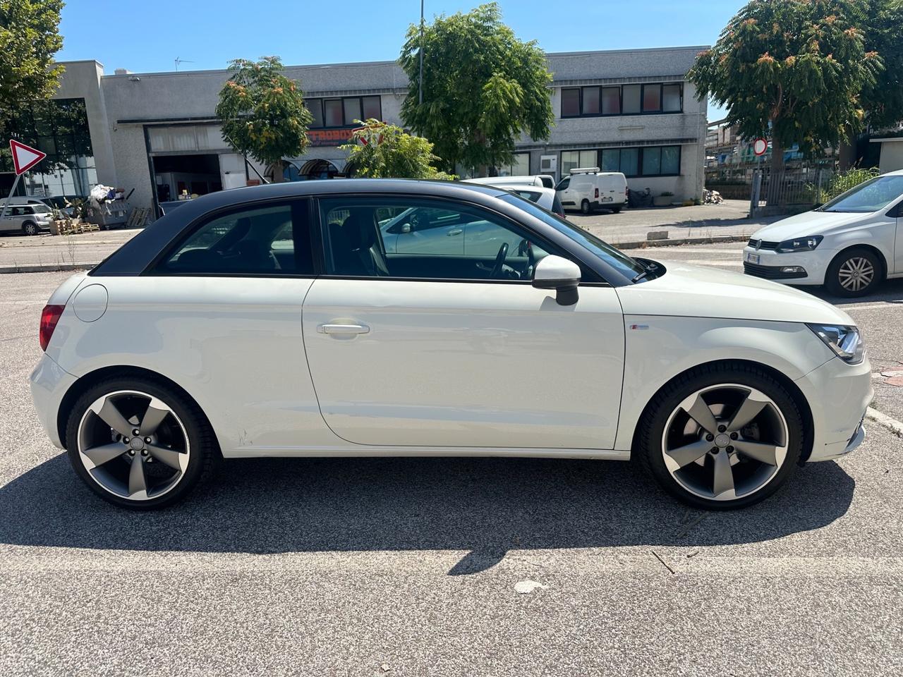 Audi A1 1.4 TFSI S tronic Ambition