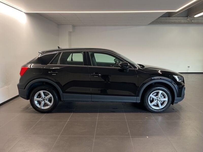 Audi Q2 Audi Business 30 TDI 85(116) kW(PS) 6-marce