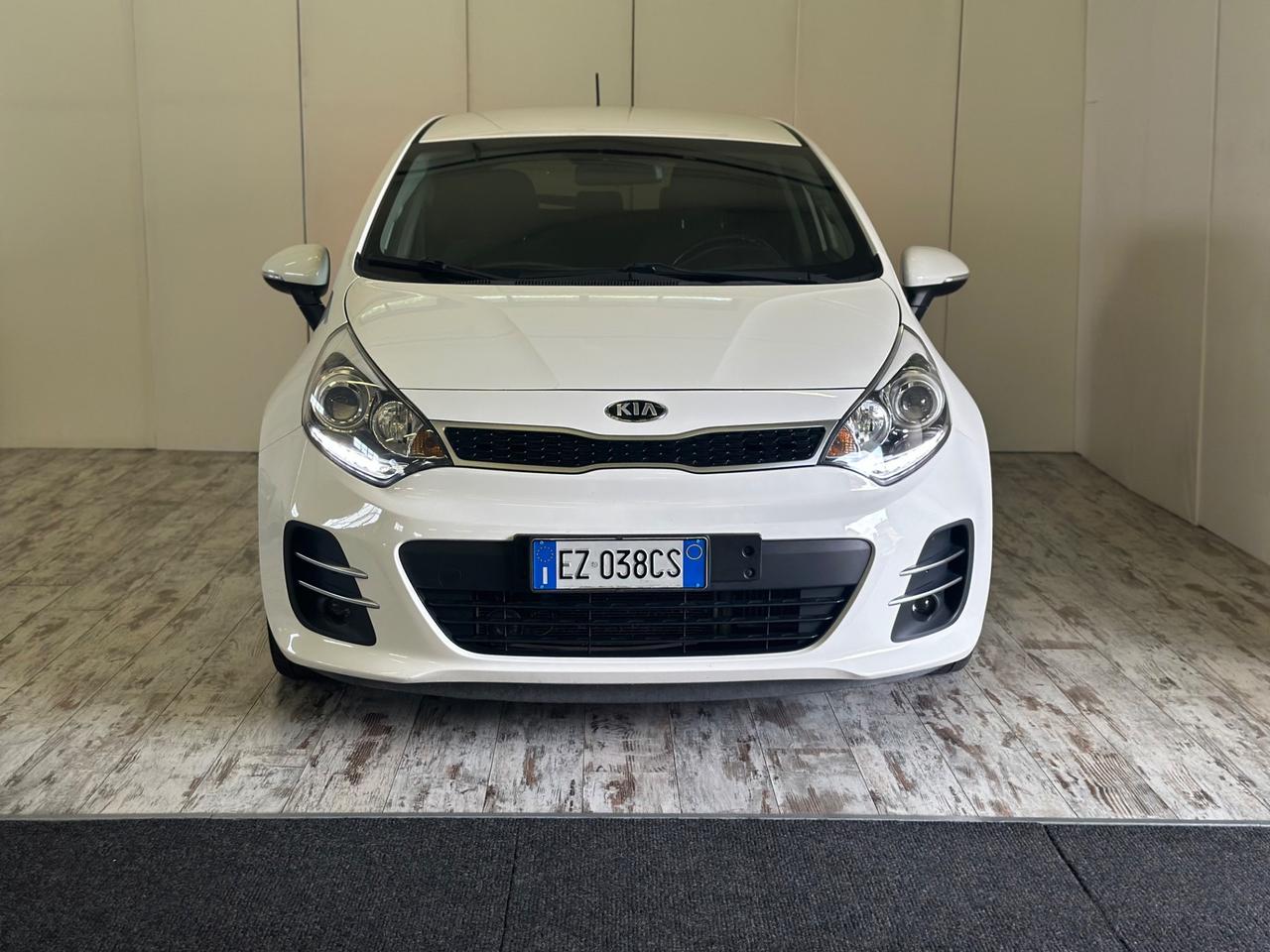 Kia Rio 1.4 CRDi 5p. Cool ok neopatentati