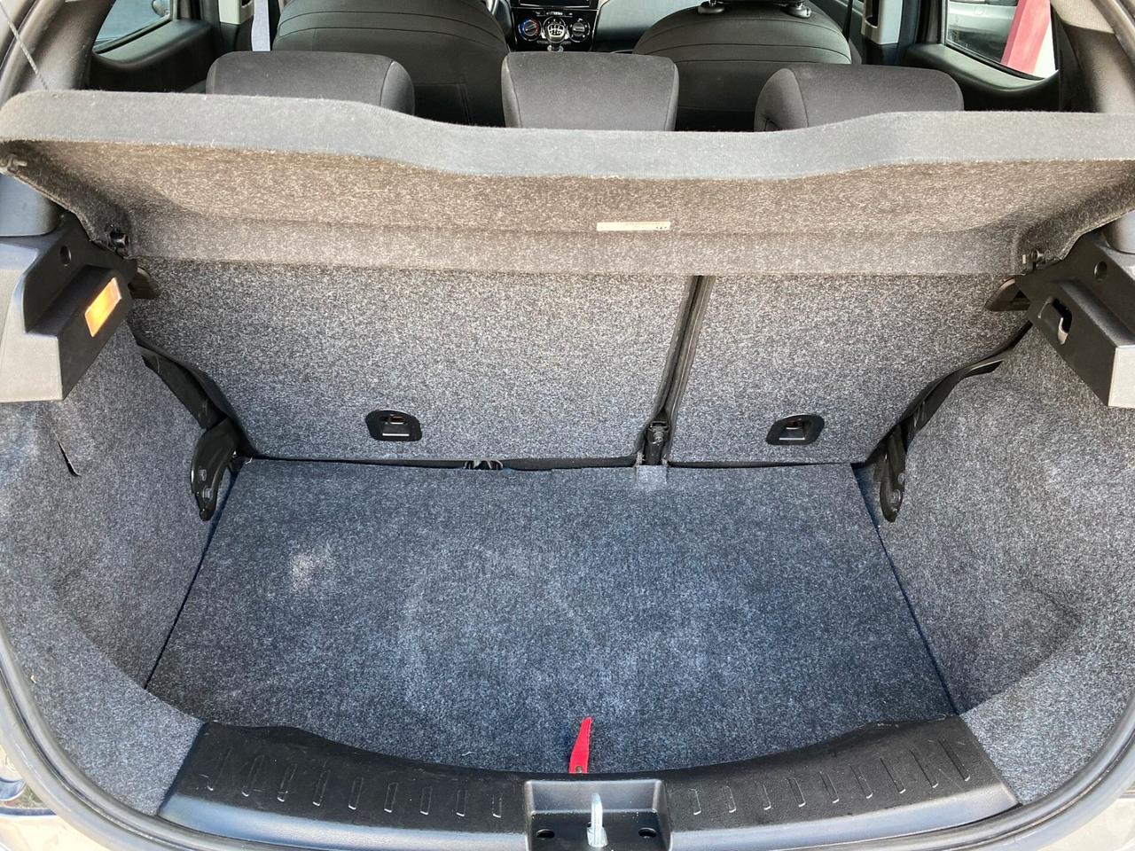 Lancia Ypsilon 1.0 FireFly 5 porte S&S Hybrid Gold