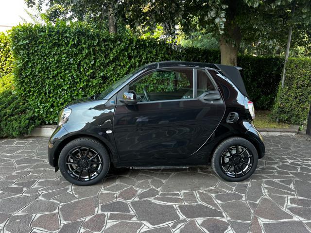 SMART ForTwo EQ cabrio Prime 22 KW....OK NEOPATENTATI....