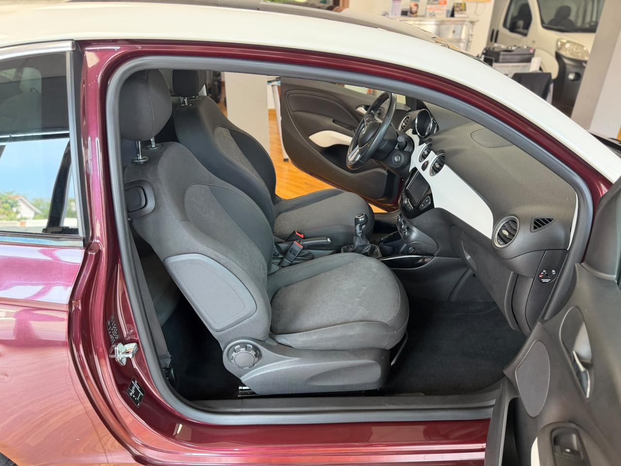 Opel Adam 1.2 70 CV