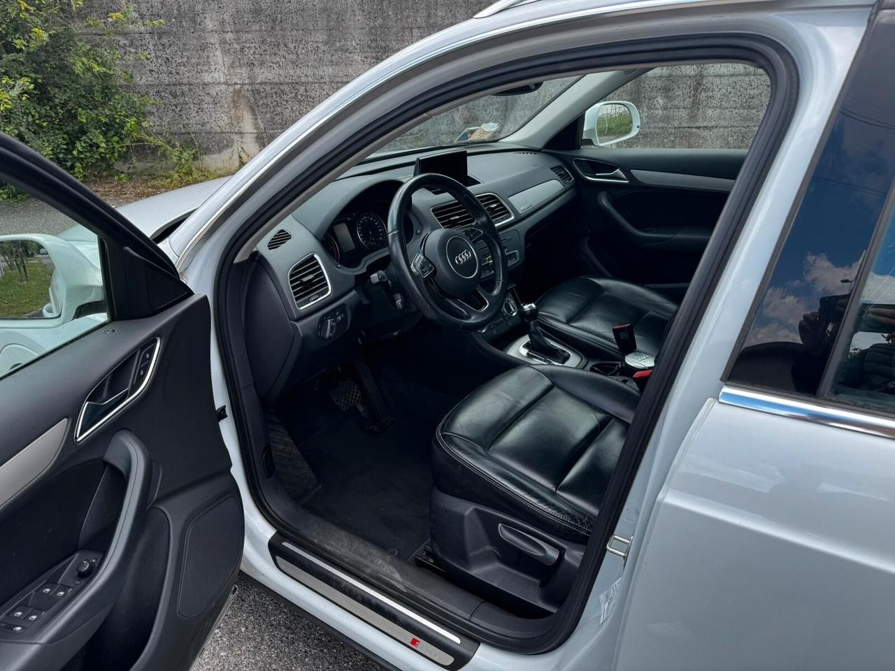 Audi Q3 2.0 TDI quattro S tronic Line Edition