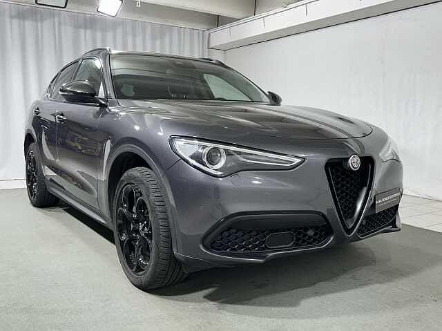 Alfa Romeo Stelvio 2.0 Turbo 200 CV AT8 Q4 B-Tech