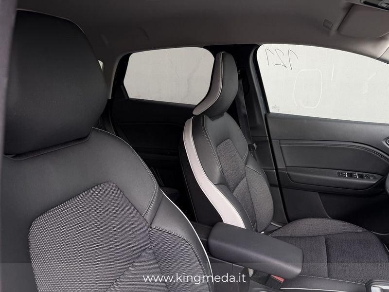 Renault Captur E-Tech hybrid 1.6 E-TECH HEV 145 TECHNO AUTO