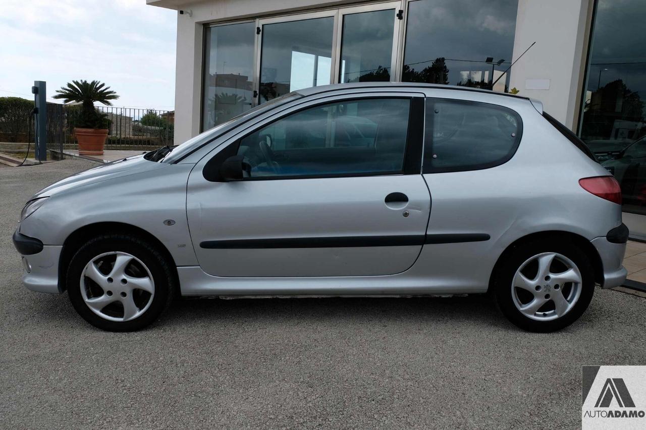 Peugeot 206 2.0 HDi 3P