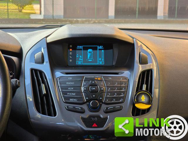 FORD Tourneo Connect 1.6 TDCi 115 CV Titanium GancioTraino