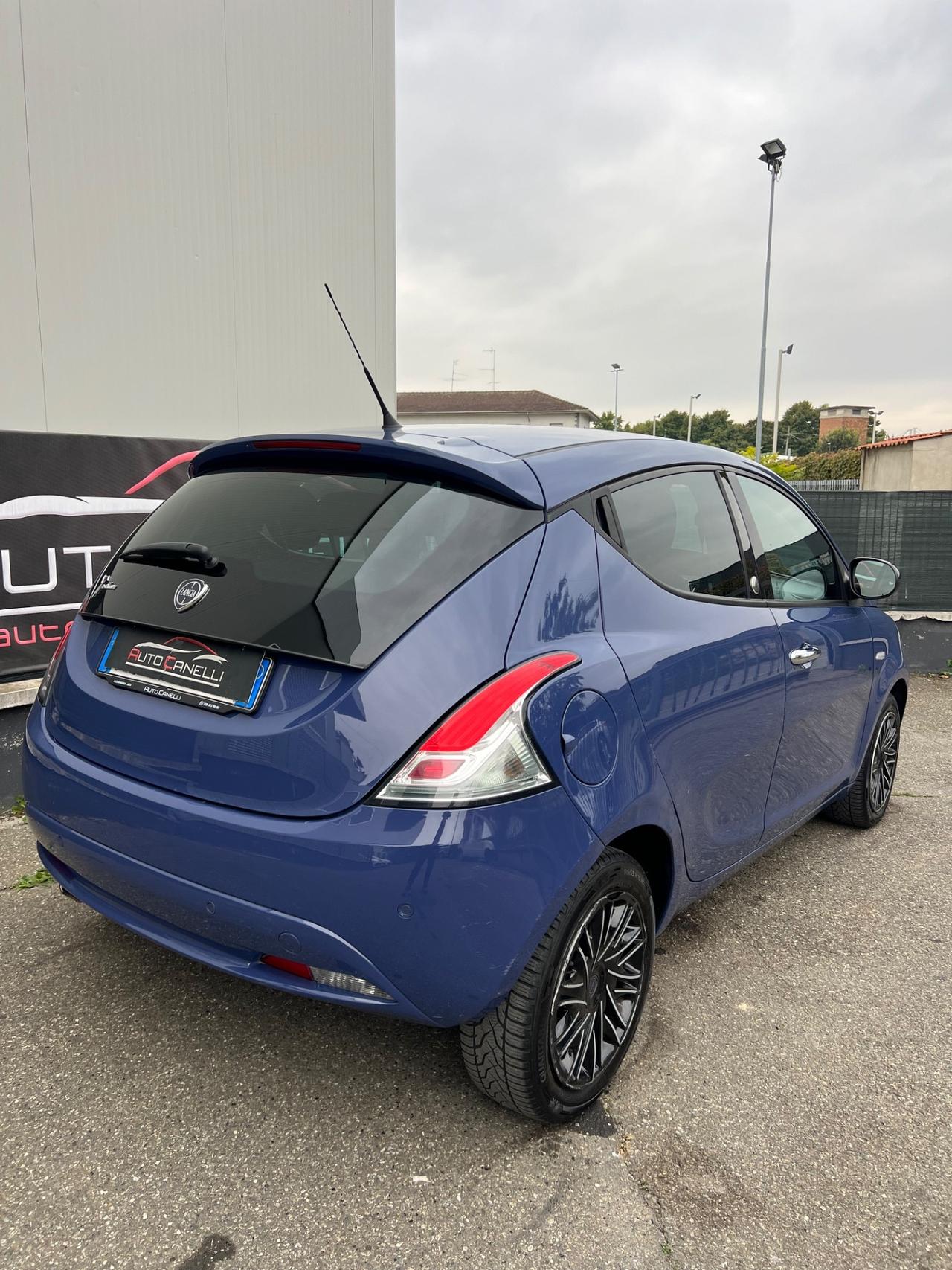 Lancia Ypsilon 1.2 69 CV 5 porte GPL Ecochic NEOPATENTATI