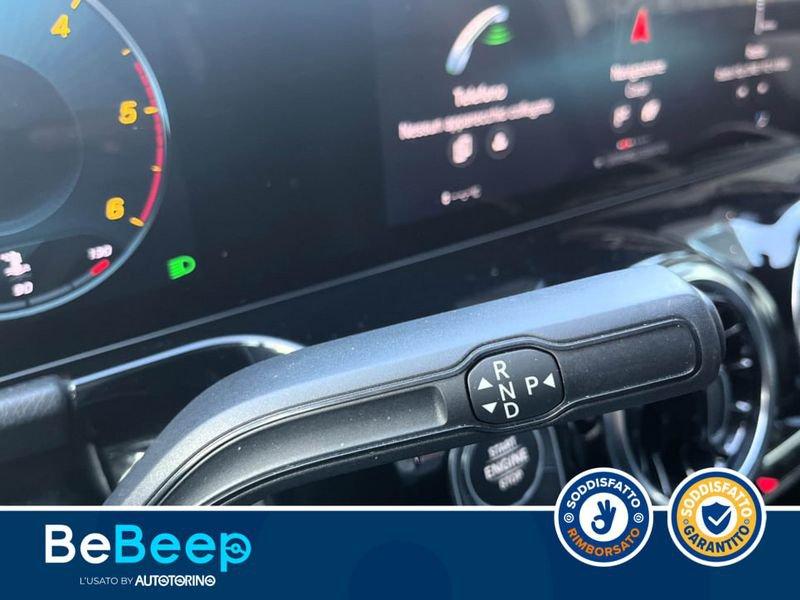 Mercedes-Benz GLA 200 D SPORT AUTO