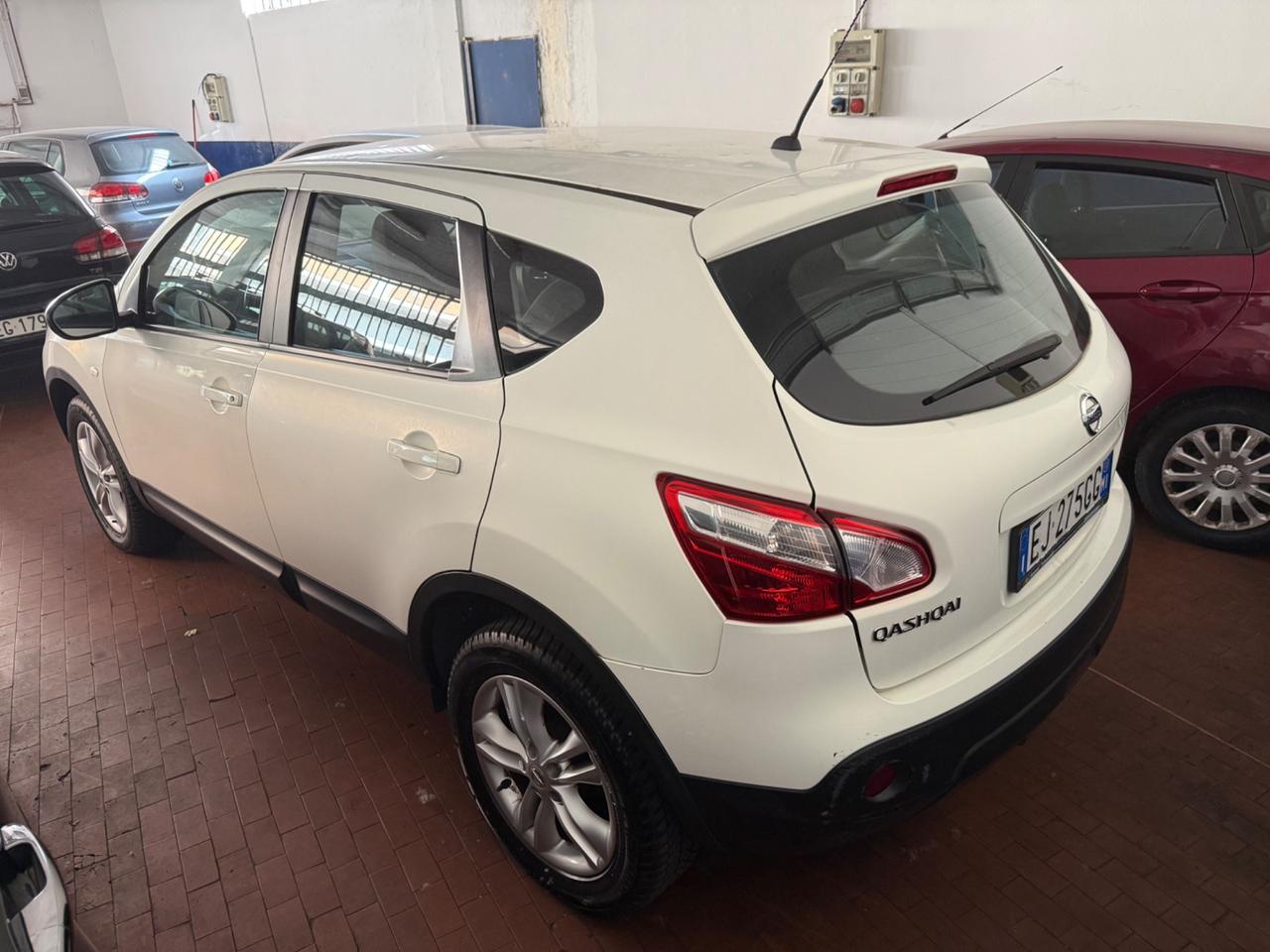 Nissan Qashqai 2.0 dCi DPF 4WD aut. Tekna