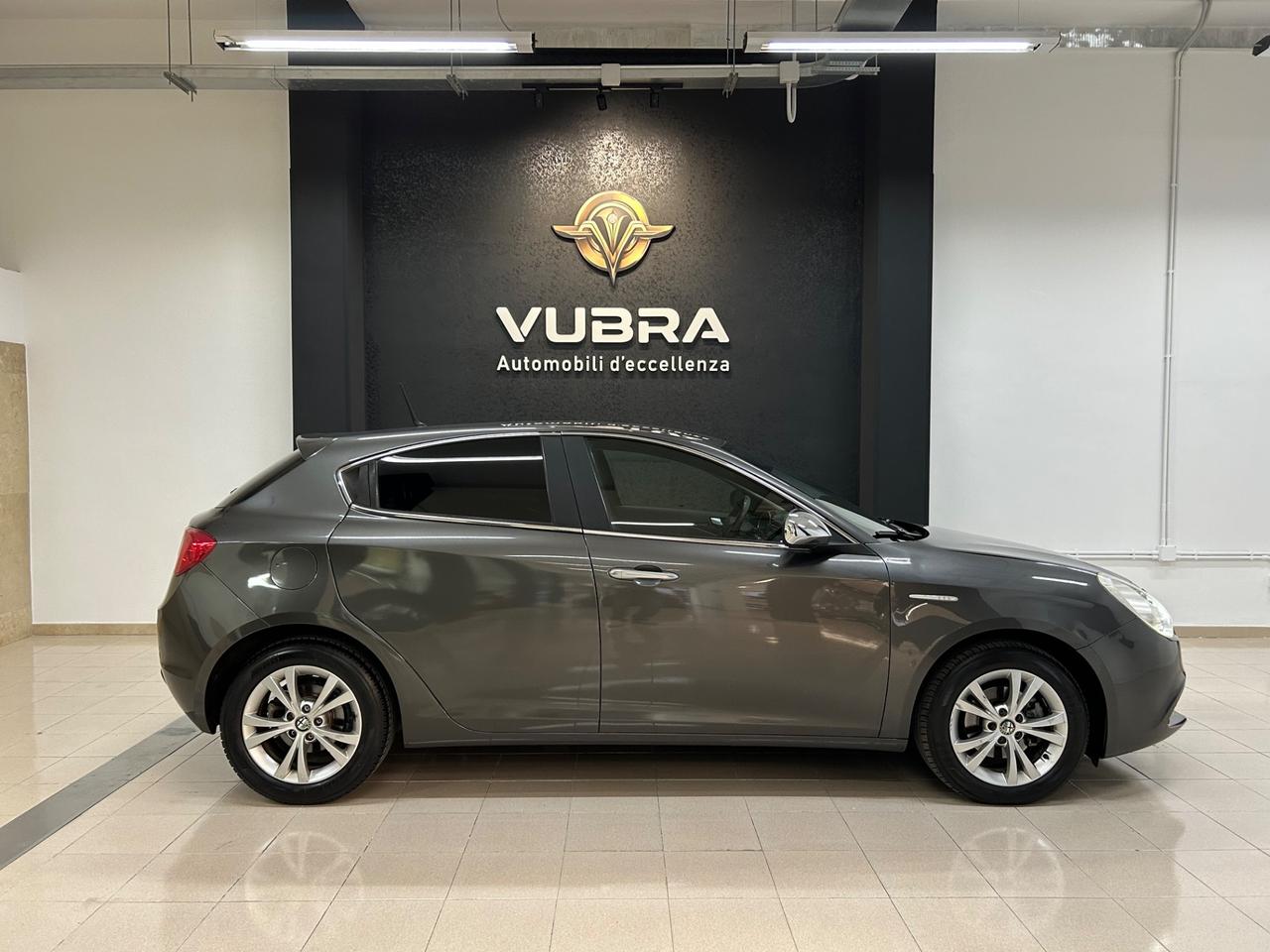 Alfa Romeo Giulietta 1.6 JTDm-2 105 CV Distinctive