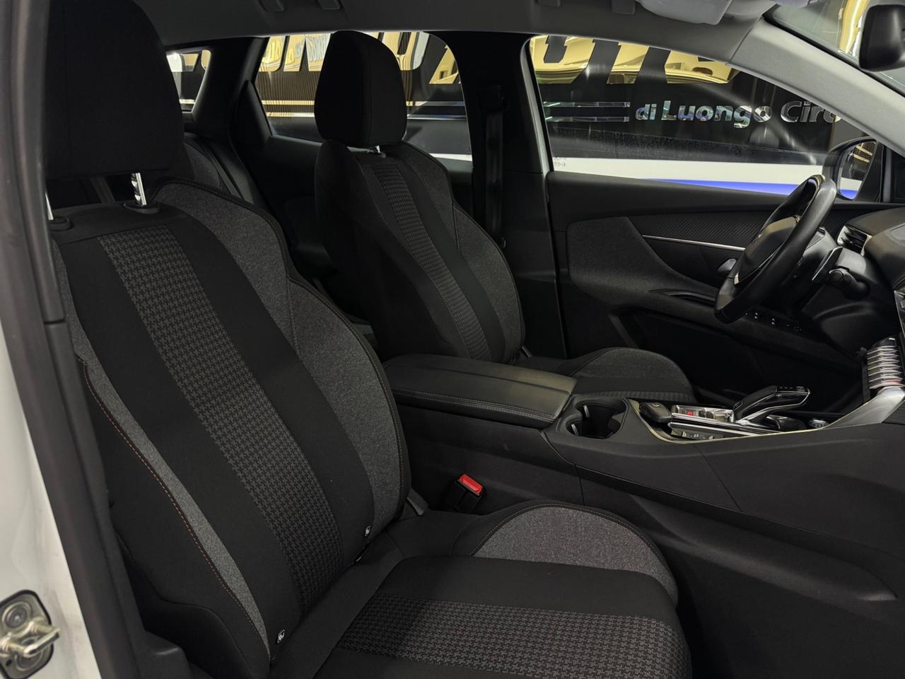 Peugeot 3008 BlueHDi 130Cv EAT8 Allure