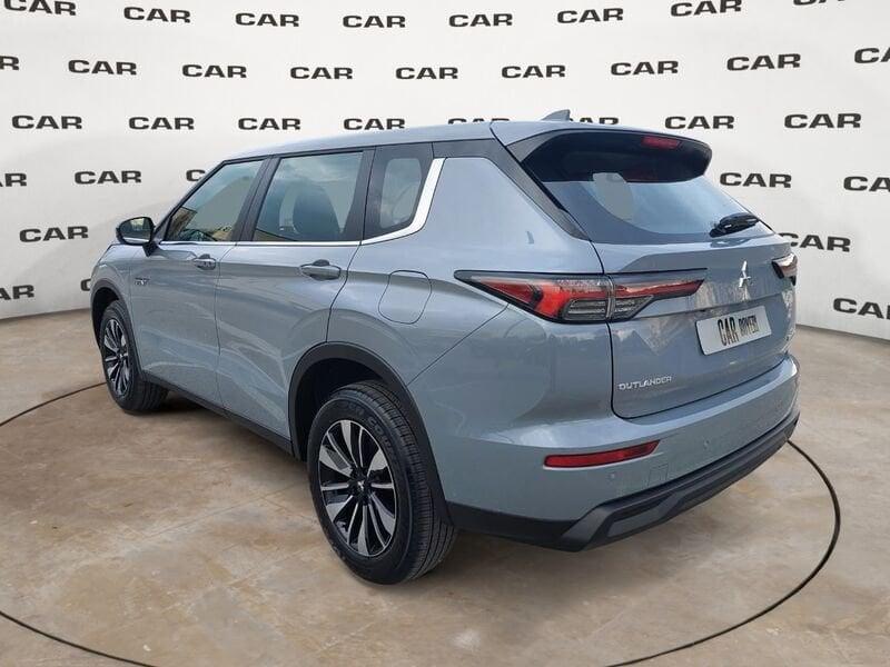 Mitsubishi Outlander PHEV 2.4 PHEV INFORM MY26 306CV