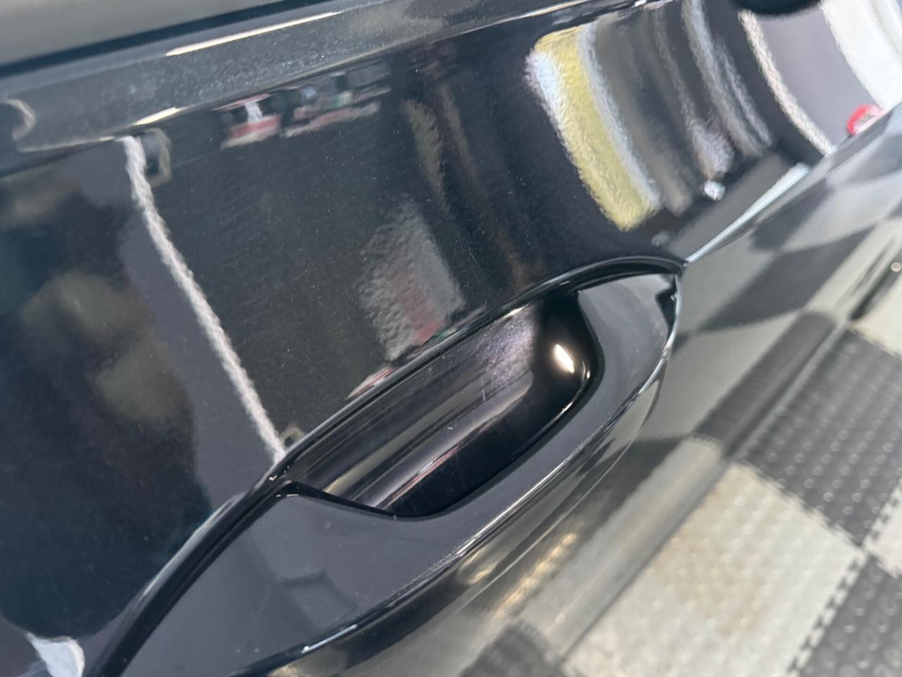Volkswagen Golf 2.0 TSI GTI
