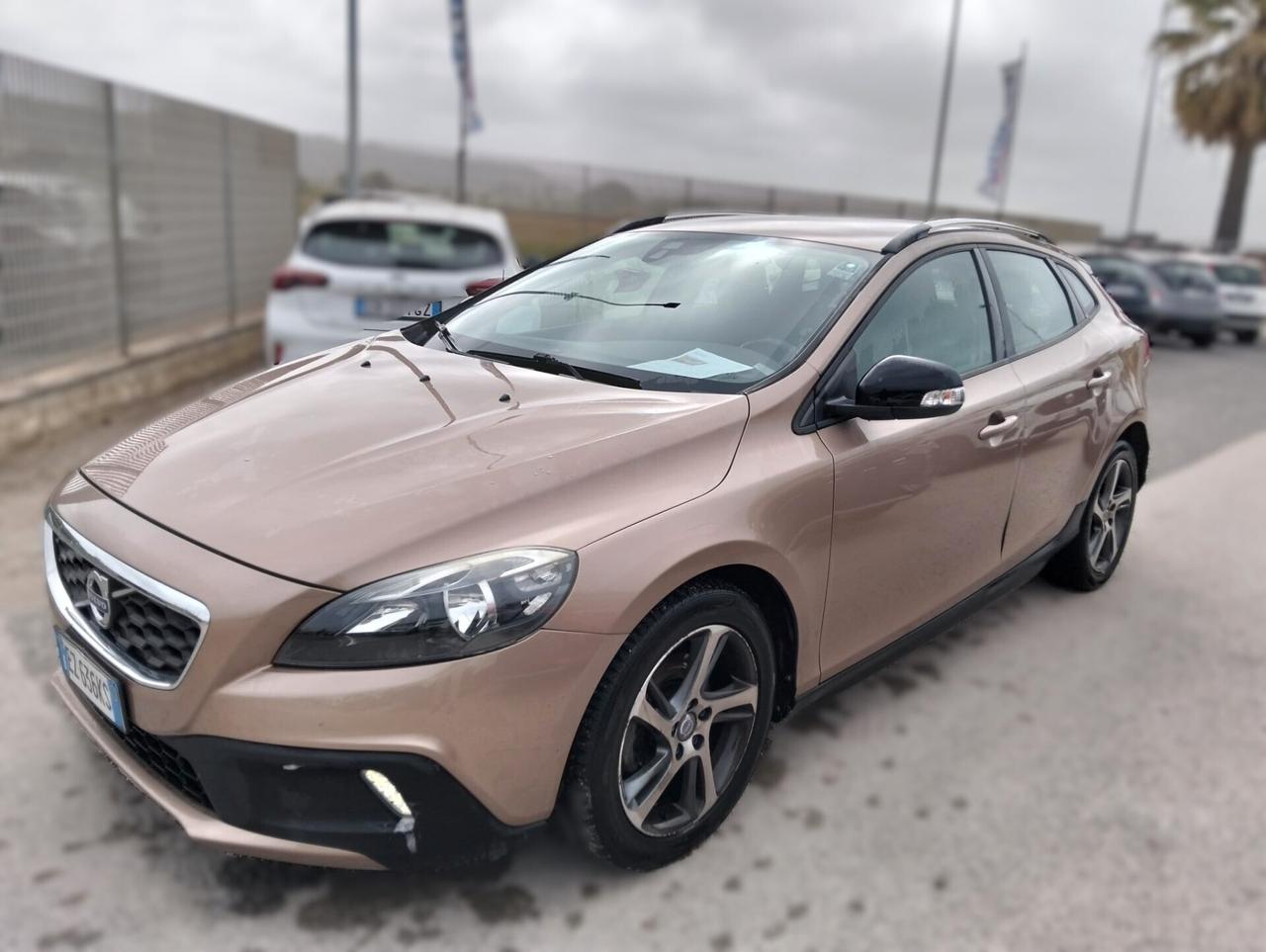 Volvo V40 Cross Country D2 1.6
