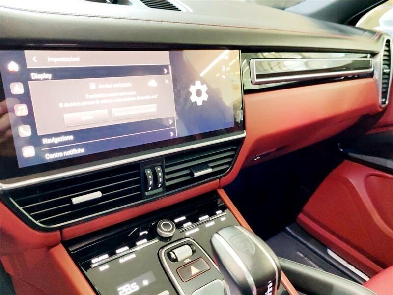 Porsche Cayenne 3.0 V6 E-Hybrid Platinum Edition