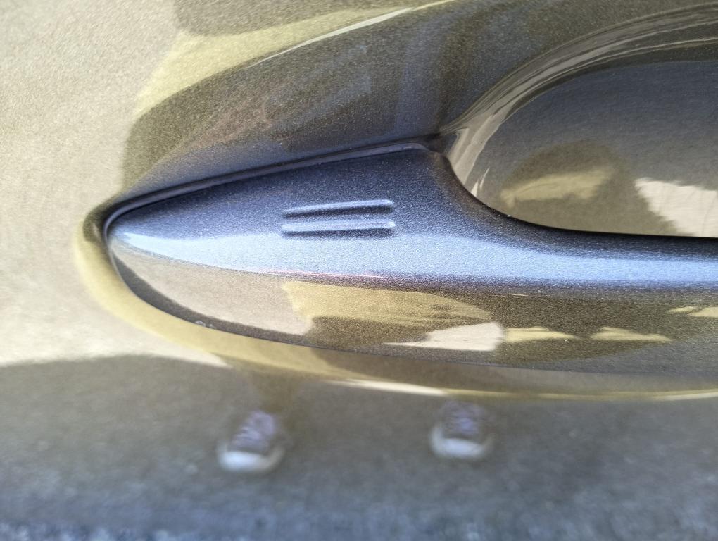 Toyota iQ 1.3 executive cvt E5