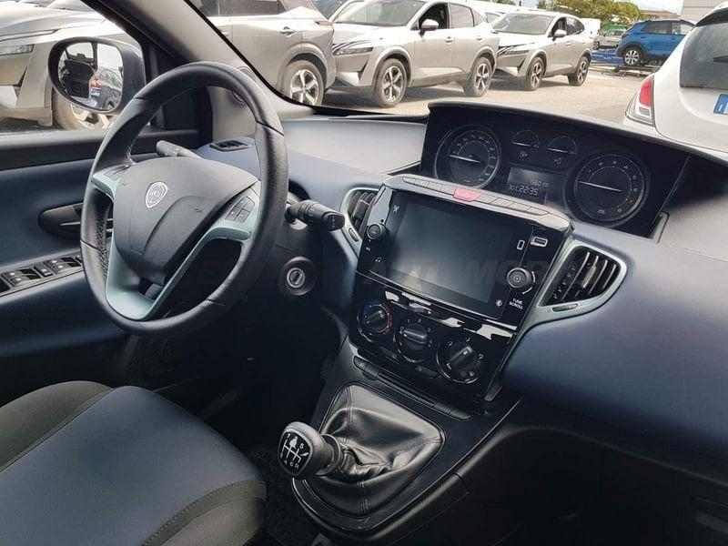 Lancia Ypsilon Ypsilon 1.0 firefly hybrid Platino s&s 70cv