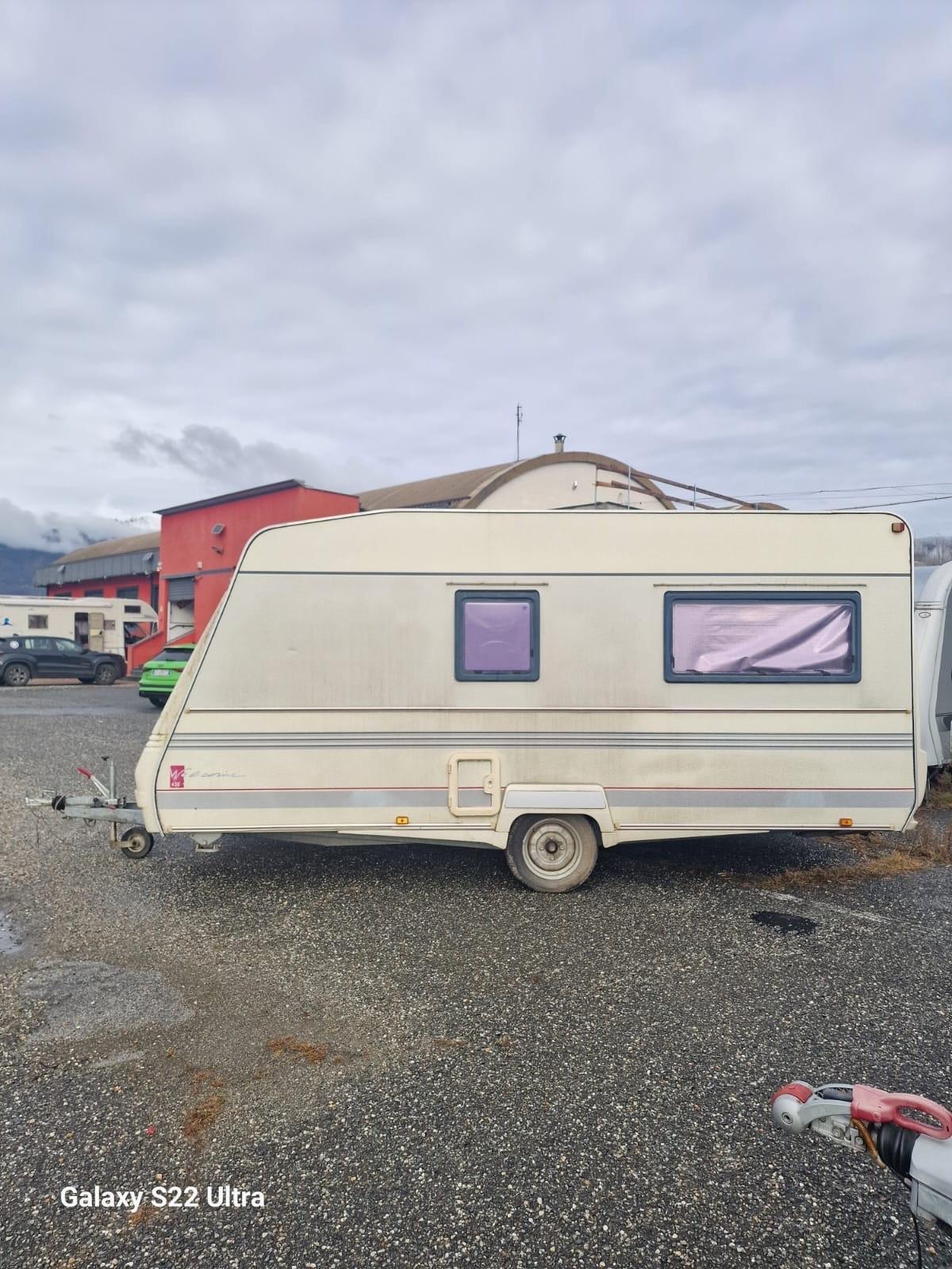 Caravan GRUAU del 1996 in saldo 156