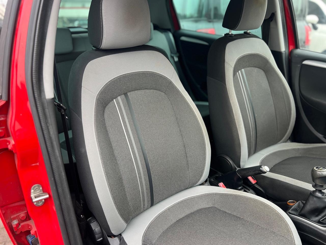 Fiat Punto 1.2 benz per NEOP - GARANZIA 12 MESI